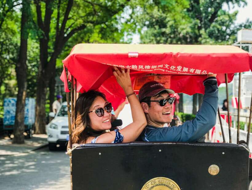 Beijing: Hutongs & Drum Tower City Walking Tour - Yandai Byway and the taste of old Beijing