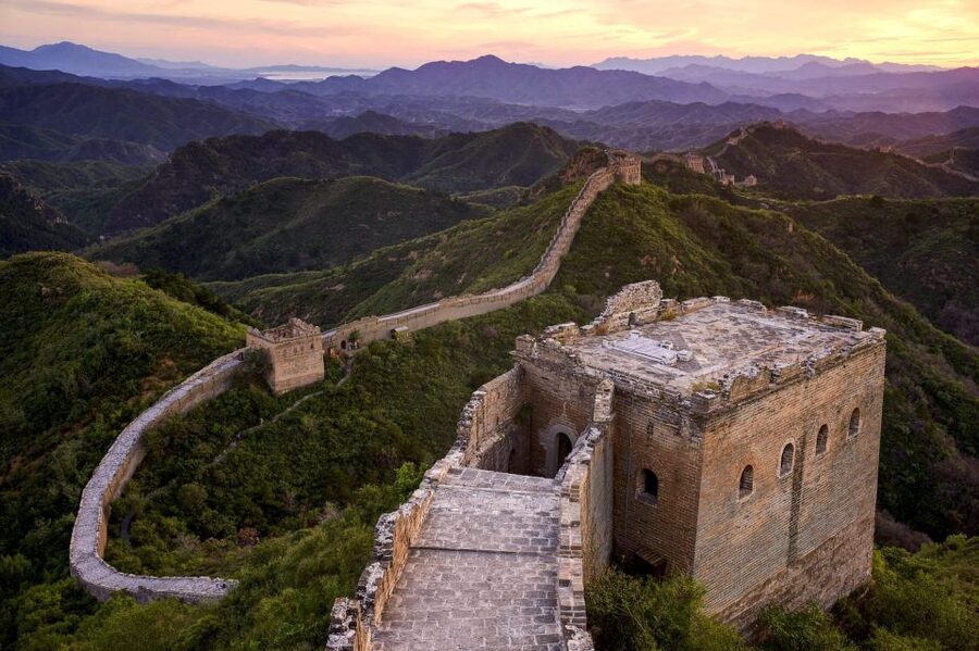 Beijing: Jinshanling and Simatai Wall&Gubei Watertown Tour - Gubei Water Town at dusk