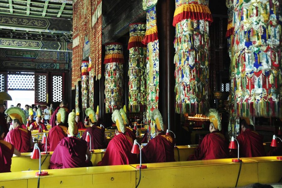 Beijing: Lama Temple, Confucius Temple and Guozijian Museum - My call: a strong short introduction to old Beijing