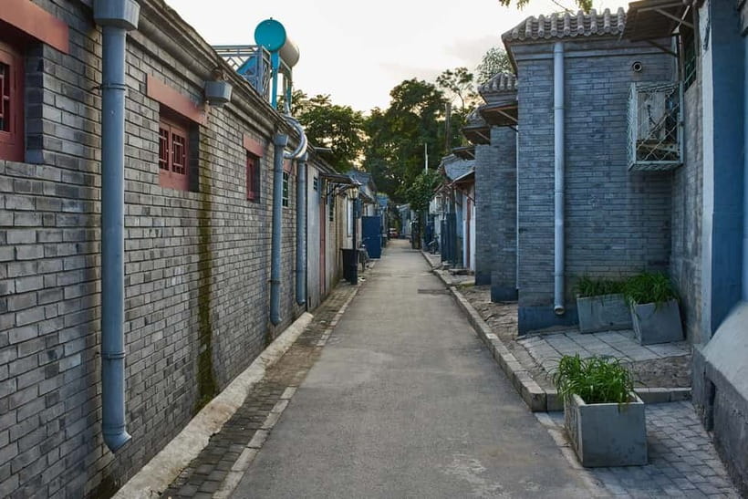 Beijing: Lama Temple Entry Ticket and Optional Guided Tour - How the transport changes the day