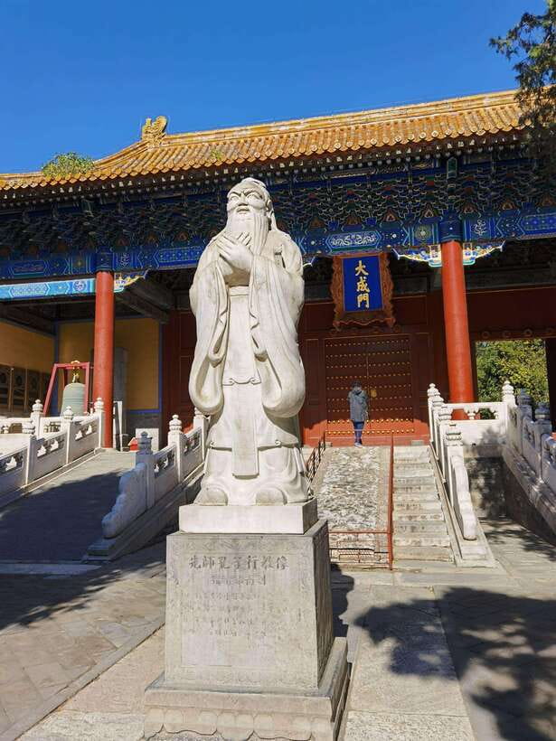 Beijing lama Temple Or Confucius Temple Tickets Reservation - Entering the Lama Temple from Subway Line 5