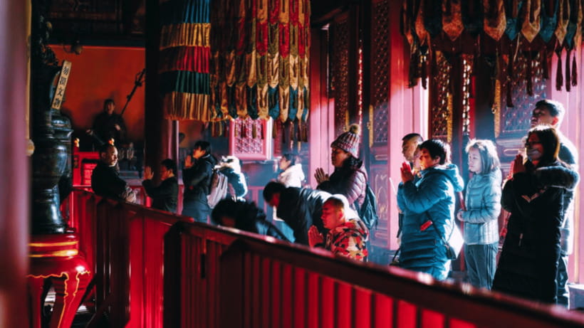 Beijing: Lama Temple (Yonghe Temple) Admission Ticket - From imperial residence to Tibetan Buddhist temple