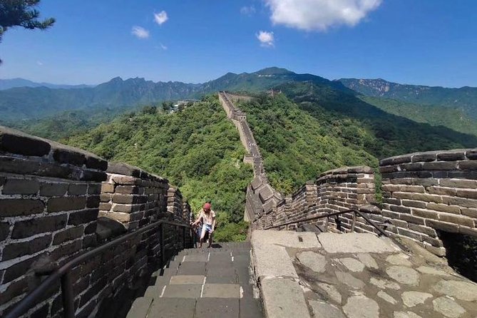Beijing Layover: Mutianyu Great Wall Guided Tour or Transfer - Why Mutianyu works well during a Beijing layover