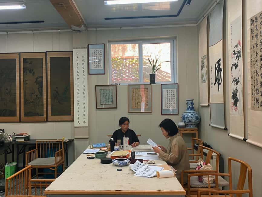 Beijing liulichang : Learn Calligraphy orCarving from Master - Choosing your Chinese art form