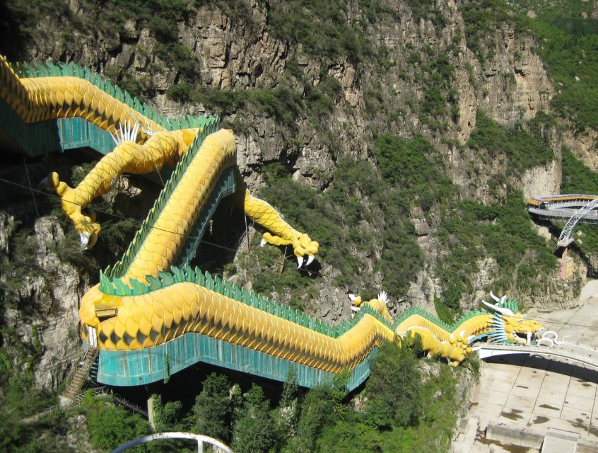 Beijing: Longqing Gorge, Ming Tombs & Lunch Private Day Tour - Moon Island and the quiet side of the gorge