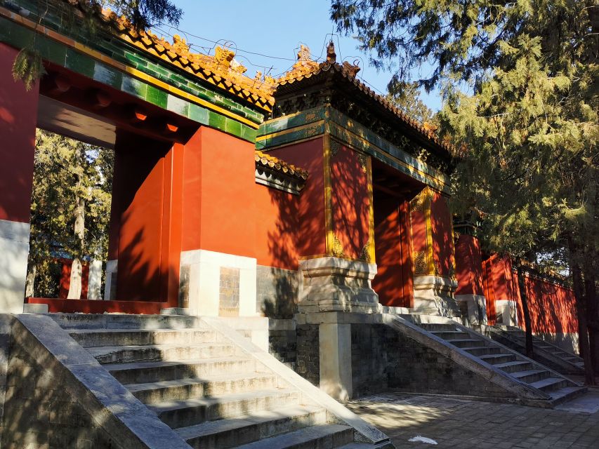 Beijing: Longqing Gorge, Ming Tombs & Lunch Private Day Tour - Entering Dingling’s underground palace