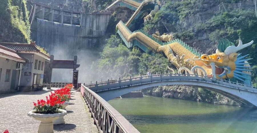 Beijing: Longqing Gorge w/Great Wall or Guyaju Private Tour - Key points at a glance