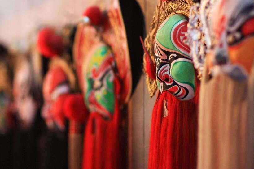 Beijing: Must-See Peking Opera at Liyuan Theatre Ticket - Key points at a glance