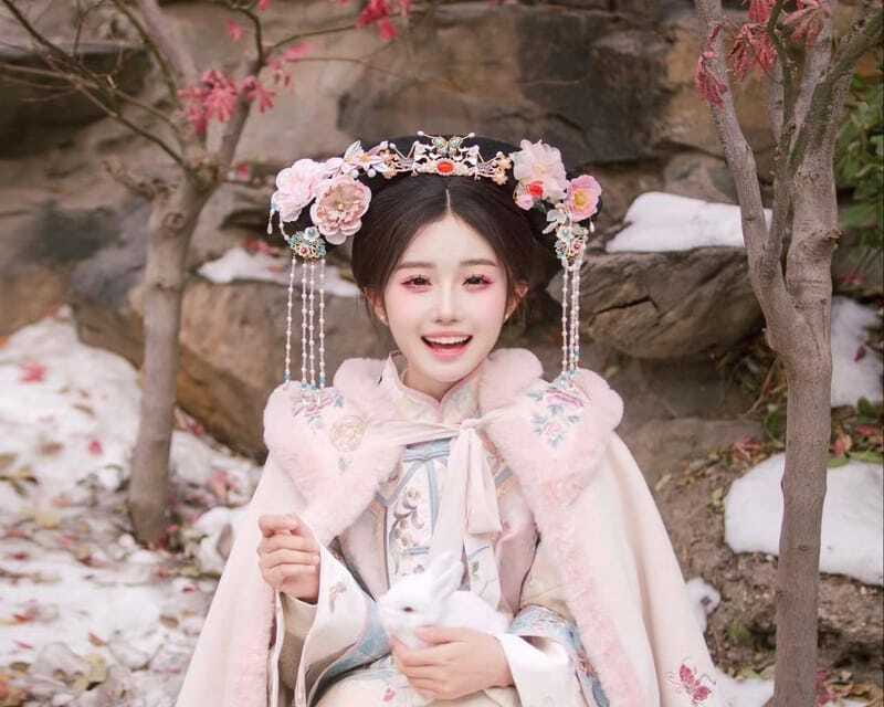 Beijing: Must-Try Chinese Ancient Costume Rental& Photoshoot - Adding the Forbidden City tour