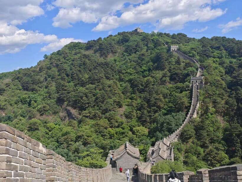 Beijing: Mutianyu Great Wall and Summer Palace Private Tour - The guide can make the history easier to follow