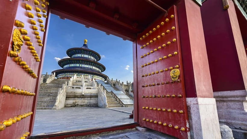 Beijing: Mutianyu Great Wall Ticket & AI Interactive Show - Transport, guides, and the value of convenience