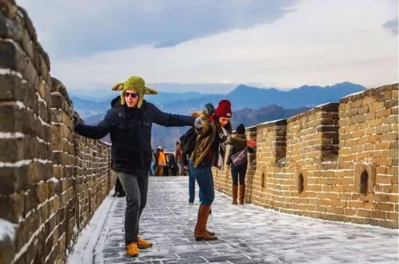 Beijing: Mutianyu Great Wall Ticket & AI Interactive Show - Choosing between the seven tour styles