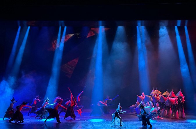 Beijing Night Golden Mask Dynasty Show Ticket with Guide and Pickup - A practical look at the three-hour outing