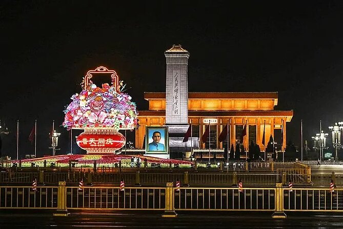Beijing Private Night Walking Tour: Qianmen Street, Tian'ammen Square and Wangfujing Street - Guide quality can make or break the evening