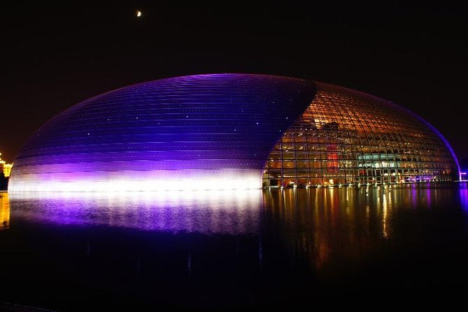 Beijing Private Nighttime Sightseeing Tour w/ Transfer - What the guide adds to a short evening