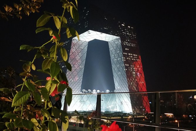 Beijing Private Nighttime Sightseeing Tour w/ Transfer - Picking the right version: old Beijing or modern Beijing