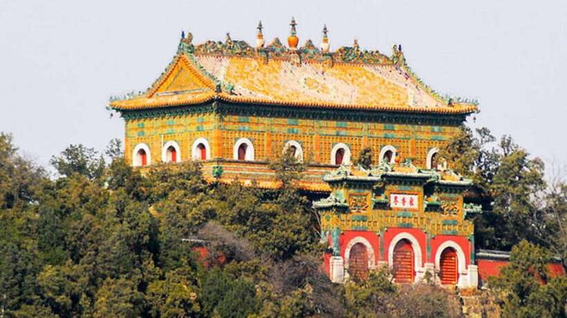 Beijing Private Tour: Summer Palace, Panda House and Options - What the guides add to the experience