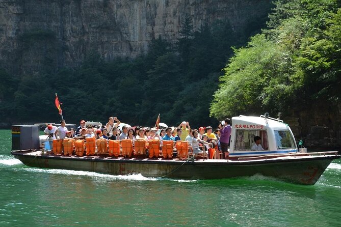 Beijing Private Tour to Badaling Great Wall and Longqing Gorge with Boat Ride - Badaling Great Wall, made easier by cable car