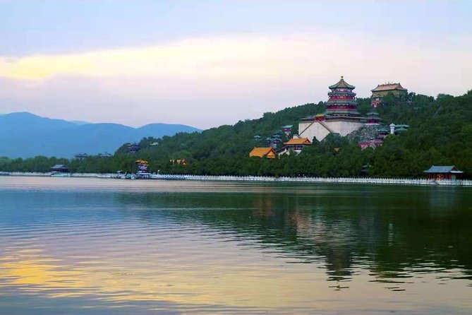 Beijing: Private Tour to Mutianyu Great Wall and Summer Palace - Two famous Beijing sights in one day