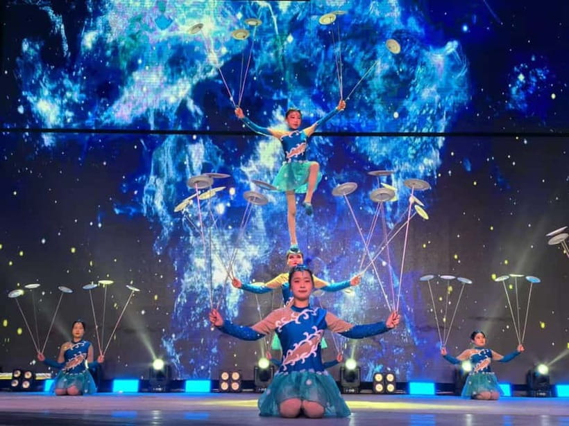 Beijing: Qinle Palace Acrobatics Show Ticket - Arriving at Qin Music Palace and collecting your ticket