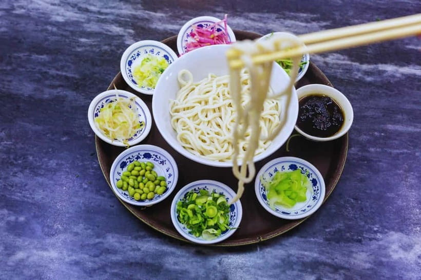 Beijing：Summer Palace & Tea or Calligraphy Experience Tour - Zhajiangmian gives the day a local pause