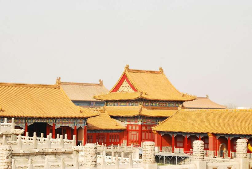 Beijing: T-Square & Forbidden City Group or Private Tour - Choosing the right tour option