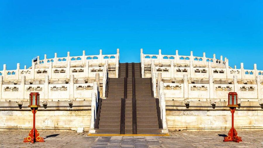Beijing:Temple of Heaven Private Tour w/Option Show & Dinner - What the private guide adds