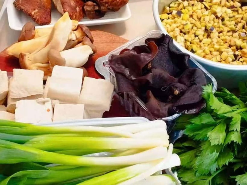 Beijing: Vegan Home Cooking & Local Market Tour with Sanxia - Why This Beijing Cooking Experience Feels Personal