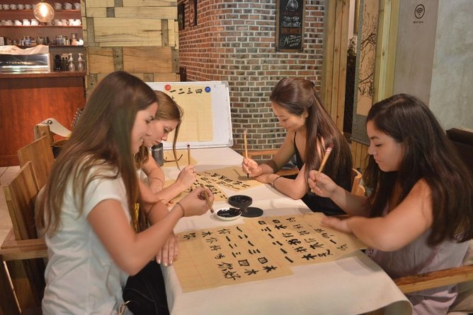 Beijing Wangfujing Calligraphy Class by Forbidden City - An air-conditioned bookstore with tea