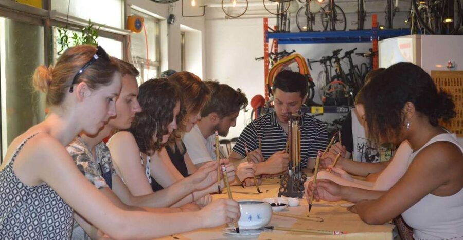 Beijing Wangfujing Calligraphy Class Nearby Forbidden City - Starting with brush control and basic strokes