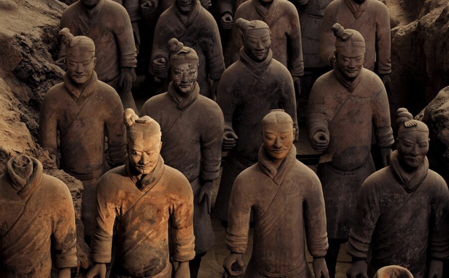 Beijing: Xi'an Terracotta Tour by Train-All Tickets Included - Meeting your Xi’an driver at the arrival hall