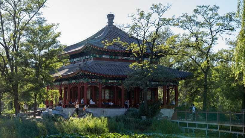 Beijing: YuanMingYuan Park (Garden of Gardens) e-Ticket - Western architecture in an Eastern garden