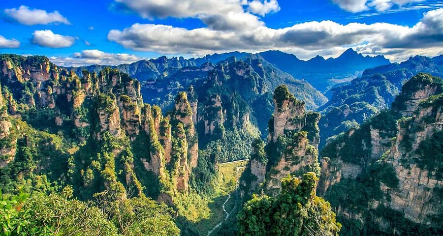 Best Mini Group to Zhangjiajie Forest Park & Avatar Mountain - Tianzi Mountain and the final cable-car descent