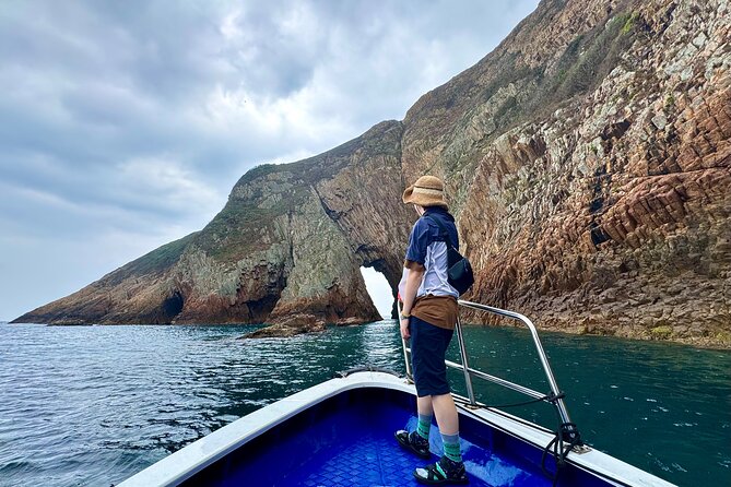 Boat Tour Through Four Sea Arches in Sai Kung, Hong Kong Geopark - Tiu Chung Chau and the Bell Arch