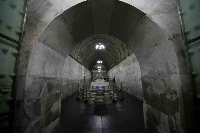 Boutique Tour: 2-Day Beijing Sightseeing Custom-Made Combo - Hutongs, Houhai, and the old city