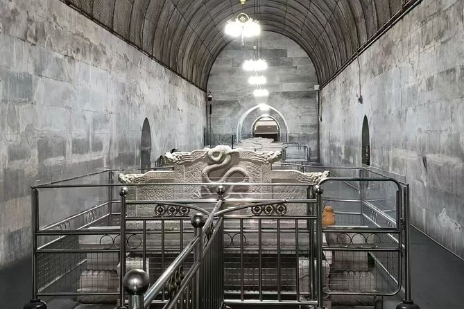 Busda-Mutianyu Great Wall&Dingling Tomb Full-Day Bus/Private Tour - What makes Dingling Tomb different