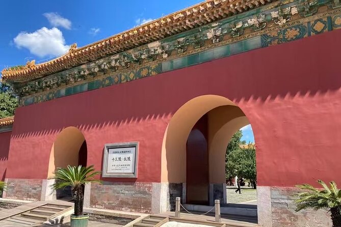 BusDa- Private Tour: Mutianyu Great Wall &Ming Tombs(Chang Ling) - Is $20 good value?