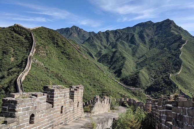 Capital Airport Layover to Mutianyu Great Wall with English Speaking Driver - Meeting your driver at Beijing Capital Airport