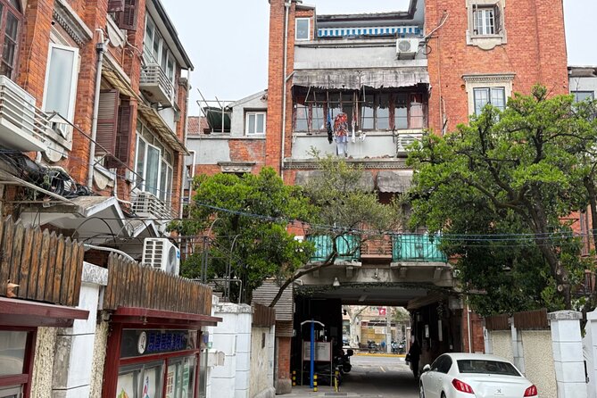 Charming Shanghai French Concession Mini-group Walking Tour - Sinan Mansions: grand villas and social rank