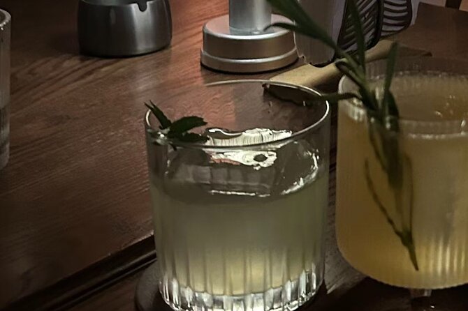 Chengdu Nightlife Experience with a Local: Bars, Clubs & Culture - Why the private format matters