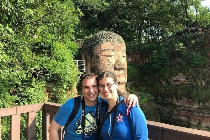 Chengdu Private Day Tour to Emei Mountain with Lunch and Cable Car Ride - What the $318 price really buys