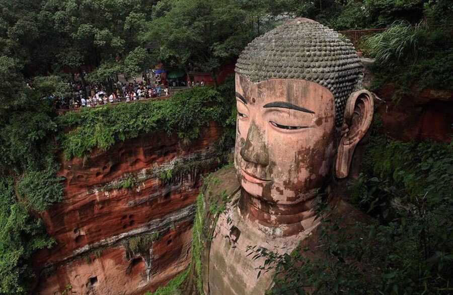 Chengdu Private Tour of Leshan Buddha and Panda Base - Who should book this Chengdu day trip?
