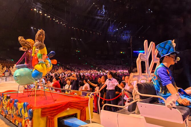 Chimelong International Circus Ticket with Transfer - Who should book this circus package?