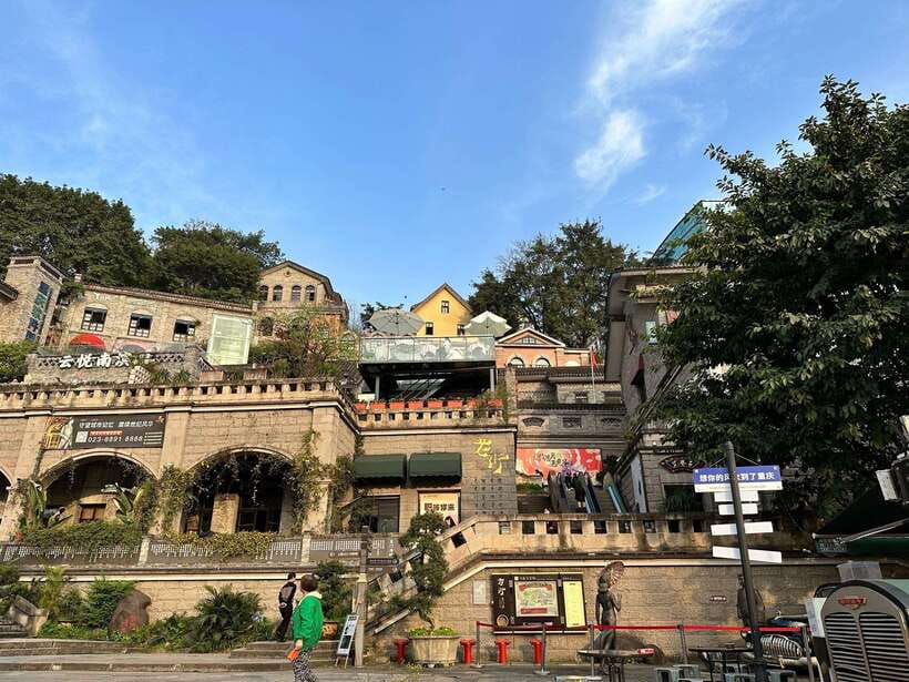 Chongqing: 1-day Essential Guided City Tour without Car - Why Chongqing is easier with Chris Tang