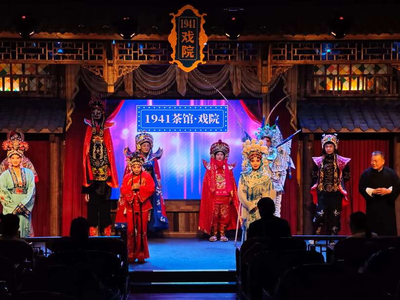 Chongqing 1941 theatre: Tea Art Performance with Folk Art - The opening tea service and covered bowl
