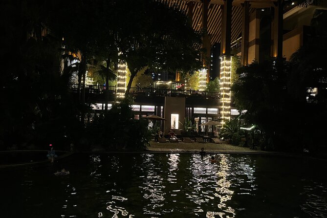 Chongqing Luxury Hot Spring and Massage Luxury Meal Private Tour - Hotel pickup and the ride to Bishan County