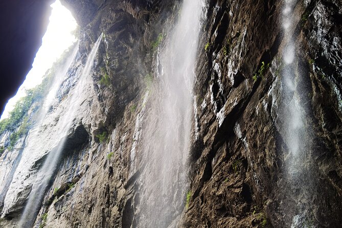 Chongqing Private Day Tour to Wulong Karst National Geology Park - Who will enjoy this day most