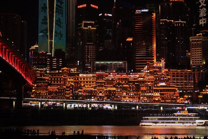 Chongqing private luxury city tour: Must-sees All in One - Nanbin Road and the final river lights