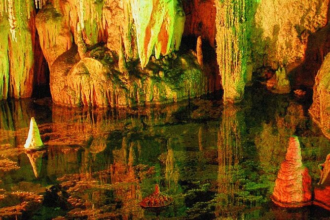 Chongqing Wulong: All inclusive luxury private trip to 2 spots - Lunch, a one-hour pause, and local food