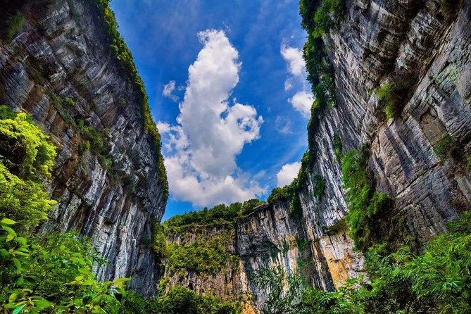 Chongqing Wulong National Park Private Tour - The 7:30 a.m. pickup and three-hour road journey